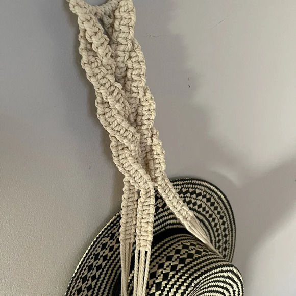 Boho Hat  Hanger Macrame Natural Handcrafted Wall Hanging One Size - Picture 5 of 13